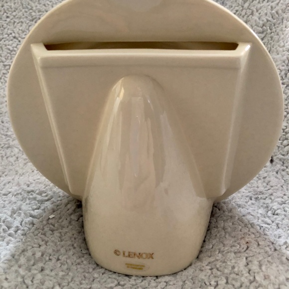 Lenox Ivory and Gold Picture frame. NEW IN BOX - Picture 3 of 8